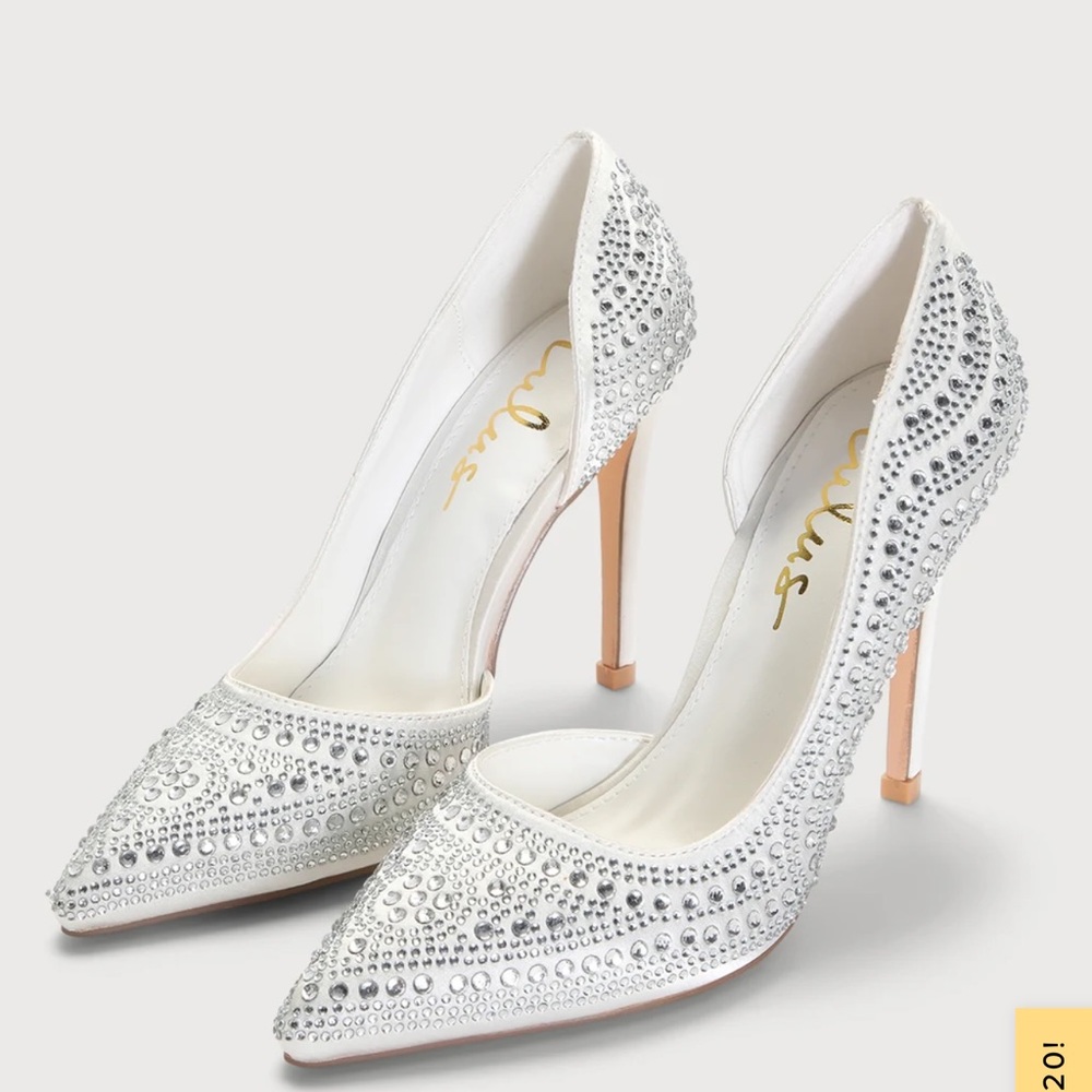🕊️Olany White Satin Rhinestone D'Orsay Pump 👠